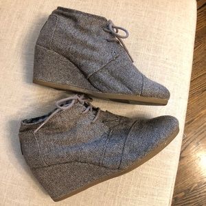 Toms Herringbone Wedge Booties